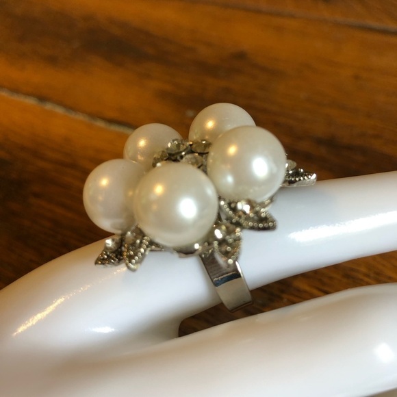 Statement Pearl & Rhinestone Flower Ring - Picture 7 of 13
